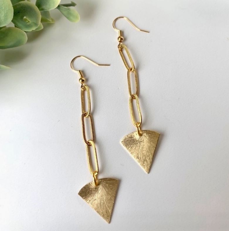 Golden Link & Arrow Drop