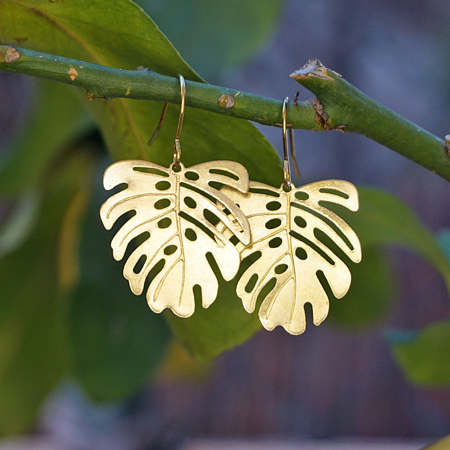 Golden Mini Monstera Leaf Dangle