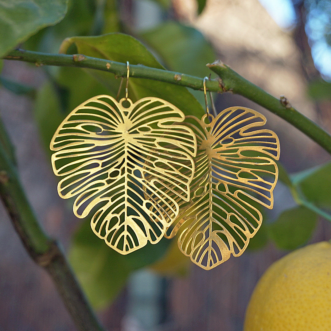 Golden Monstera Leaf Delicate Dangle